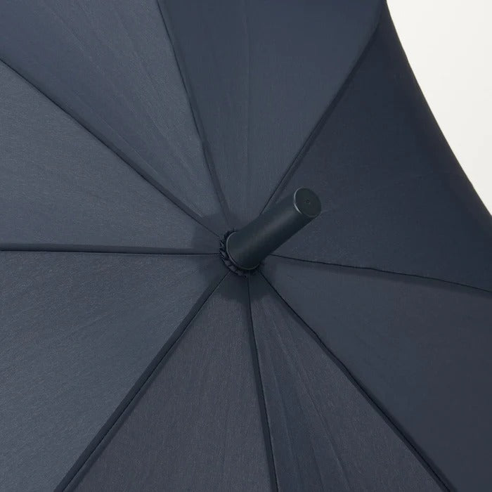 Einfacher Regenschirm Mit langem Griff
